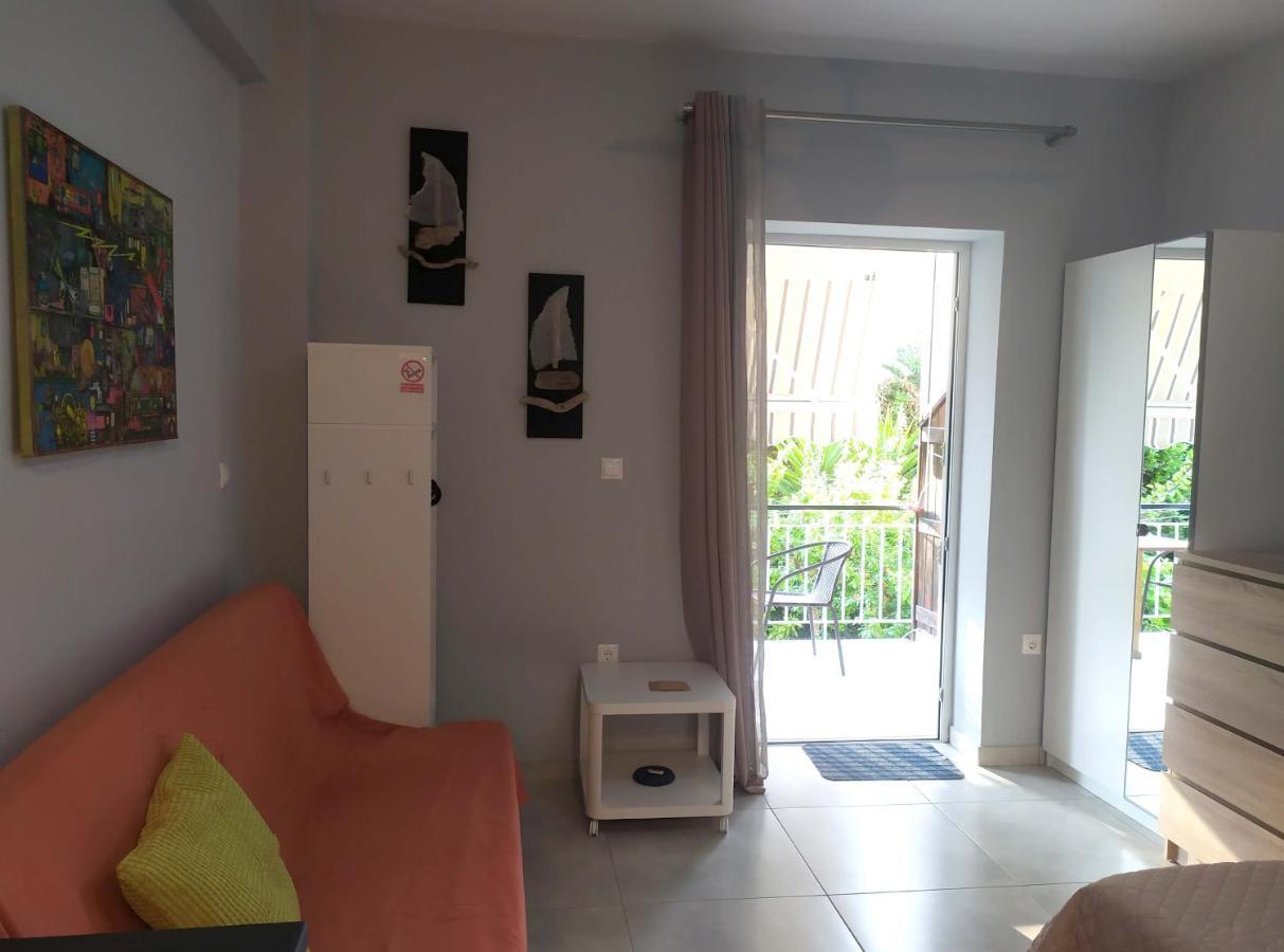 Modern Studio Next To The Sea! Pórto Ráfti 외부 사진